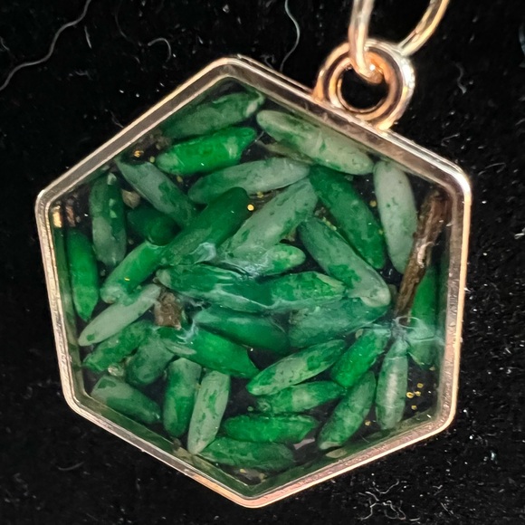 🍀Lucky rice pendant - Picture 2 of 5